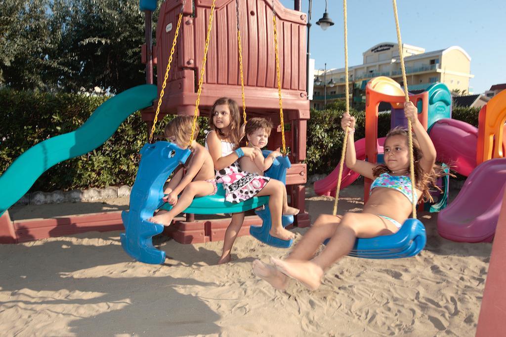 Gallia Club Hotel Cesenatico Ngoại thất bức ảnh